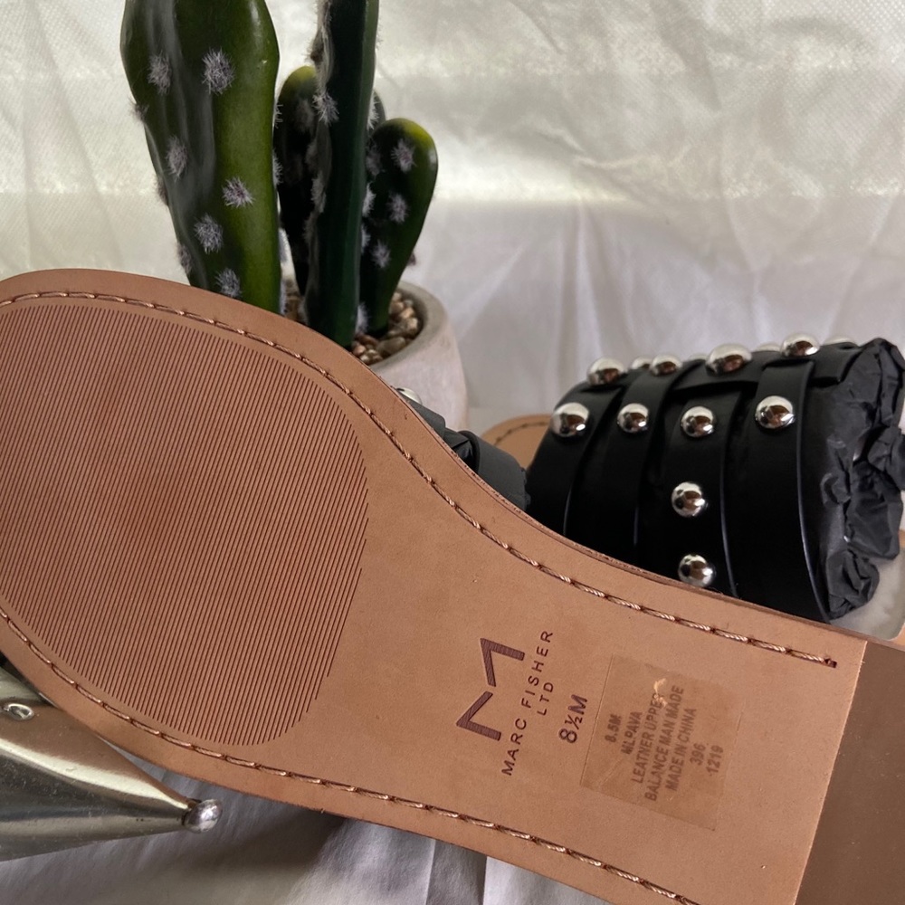 Marc Fisher LTD Pava Slide Sandal - Picture 3 of 5